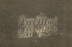 377-la mairie la nuit